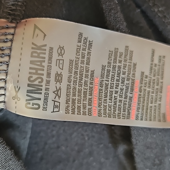 Gymshark black workout tank top tee size medium - Picture 11 of 13